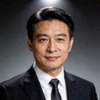 银河集团首席执行官张明远先生半身肖像照